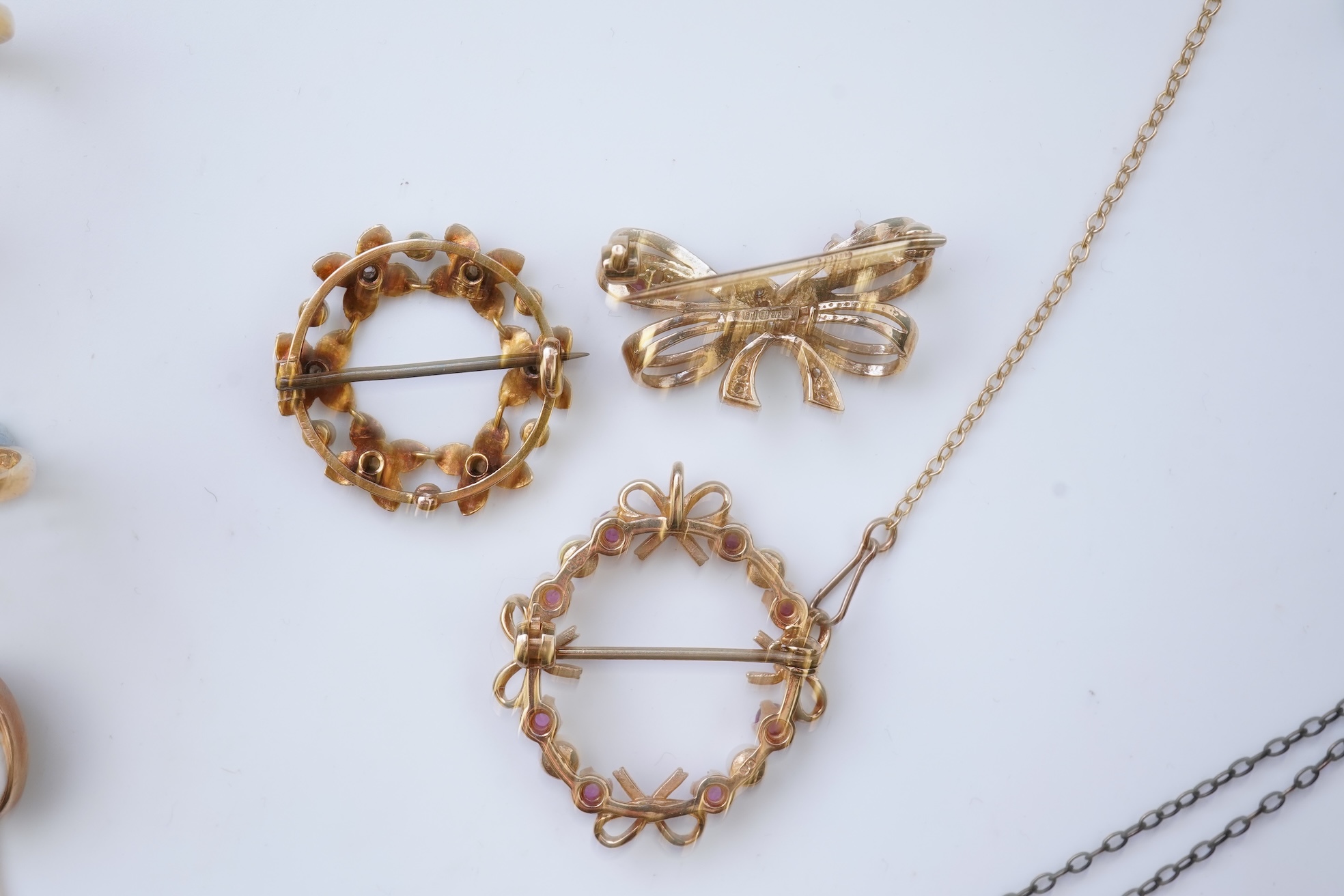 A large collection of jewels